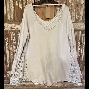 🐑🐑🐑🐑🐇🐇🐇 FP Free people Lacey tunic nwot